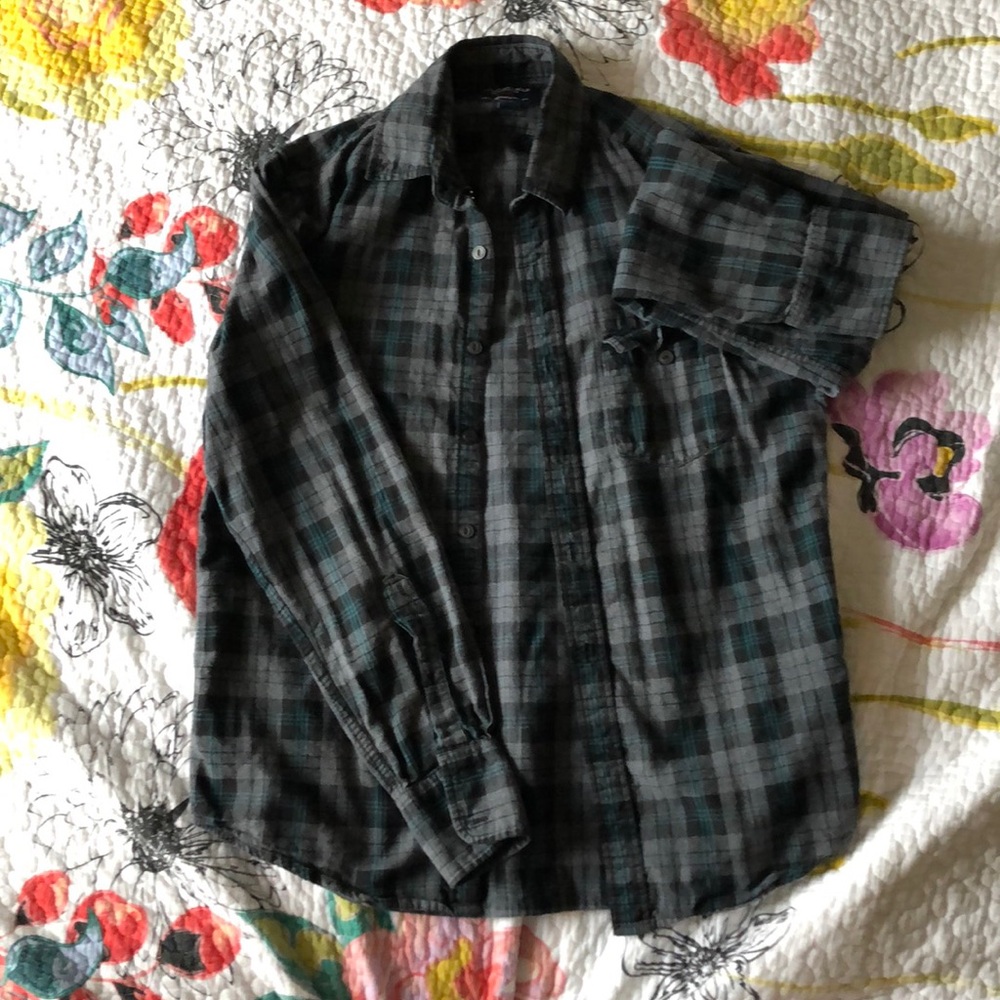 XS AE Gray plaid flannel